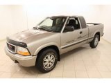 2003 GMC Sonoma SLS Extended Cab 4x4 Front 3/4 View