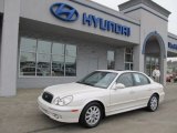 White Pearl Hyundai Sonata in 2002