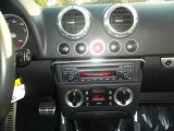 2005 Audi TT 1.8T Coupe Controls