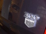 2009 Chrysler 300 C HEMI Heritage Edition Marks and Logos