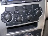 2009 Chrysler 300 C HEMI Heritage Edition Controls