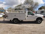 2001 Ford F450 Super Duty XL Regular Cab Bucket Truck Exterior