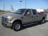 2008 Ford F250 Super Duty Lariat Crew Cab 4x4 Front 3/4 View