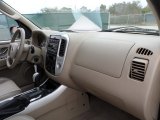 2005 Mercury Mariner V6 Convenience Dashboard