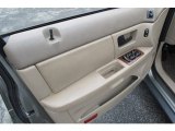 2004 Ford Taurus SEL Sedan Door Panel