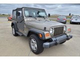 2005 Jeep Wrangler X 4x4 Front 3/4 View