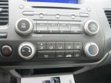 2009 Honda Civic DX-VP Sedan Controls