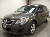 2010 Meteor Gray Metallic Volkswagen Routan SEL #59797870