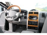 2007 Chrysler Aspen Limited 4WD Dashboard