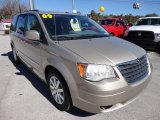 2009 Chrysler Town & Country Light Sandstone Metallic