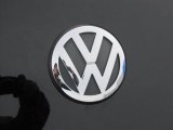 Volkswagen New Beetle 2000 Badges and Logos