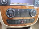 2009 Mercedes-Benz R 320 BlueTEC 4Matic Controls