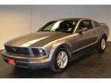 2006 Tungsten Grey Metallic Ford Mustang V6 Deluxe Coupe #60045750
