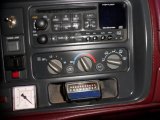 1998 Chevrolet C/K 3500 K3500 Cheyenne Regular Cab 4x4 Controls