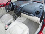 2005 Volkswagen New Beetle GLS Coupe Dashboard