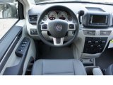 2012 Volkswagen Routan SE Dashboard