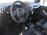 2012 Jeep Wrangler Unlimited Call of Duty: MW3 Edition 4x4 Call of Duty: Black Sedosa/Silver French-Accent Interior