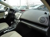 2009 Mazda MAZDA6 i Grand Touring Dashboard