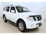 2011 Nissan Pathfinder LE V8 4x4 Data, Info and Specs