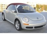 2009 Volkswagen New Beetle White Gold Metallic