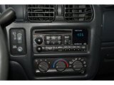 2000 Chevrolet Blazer LS Audio System