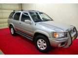 2001 Nissan Pathfinder LE