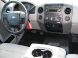 2006 Ford F150 XL SuperCab Dashboard