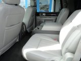 2004 Lincoln Navigator Luxury Dove Grey Interior