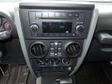 2009 Jeep Wrangler Unlimited X Controls