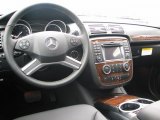 2012 Mercedes-Benz R 350 BlueTEC 4Matic Dashboard