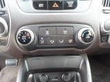 2012 Hyundai Tucson GLS Controls