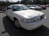 2005 Ceramic White Tri-Coat Lincoln Town Car Signature #60753016