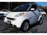 2009 Crystal White Smart fortwo passion coupe #60804968