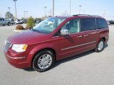 2008 Deep Crimson Crystal Pearlcoat Chrysler Town & Country Limited #60805295