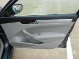 2012 Volkswagen Passat V6 SE Door Panel