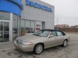 2004 Lincoln Town Car Signature