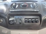 2008 Ford F450 Super Duty XL Regular Cab Chassis Controls