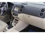 2012 Volkswagen Tiguan SEL Dashboard