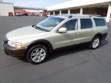 Willow Green Metallic Volvo XC70 in 2007