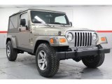2005 Jeep Wrangler Unlimited Rubicon 4x4 Front 3/4 View