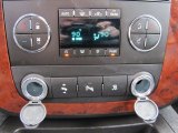 2011 Chevrolet Suburban 2500 LT 4x4 Controls