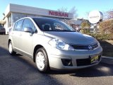 2011 Nissan Versa 1.8 S Hatchback