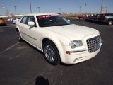 2008 Chrysler 300 Limited Front 3/4 View