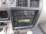 2004 Toyota Tacoma V6 TRD Xtracab 4x4 Controls