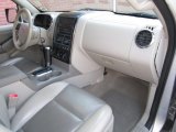 2006 Ford Explorer XLT 4x4 Dashboard