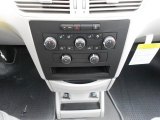 2012 Volkswagen Routan S Controls