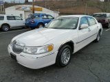 2000 Lincoln Town Car Signature Front 3/4 View