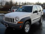 2005 Stone White Jeep Liberty Sport 4x4 #61457793