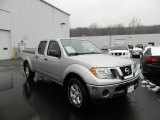 2010 Nissan Frontier SE Crew Cab 4x4 Data, Info and Specs