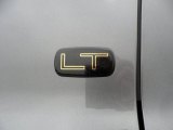 Chevrolet Suburban 2000 Badges and Logos